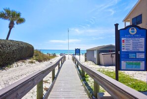Shirah Street Beach Access just 500 steps away