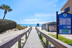 Shirah Street Beach Access just 500 ft away