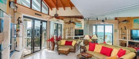 Living Area Key West's Crown Jewel at 1800 Atlantic