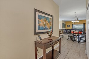 8950CaliforniaPalmRoad,ParadisePalms_03