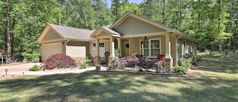 Eatonton Vacation Rental | 3BR | 2BA | 1-Story House | 1,950 Sq Ft