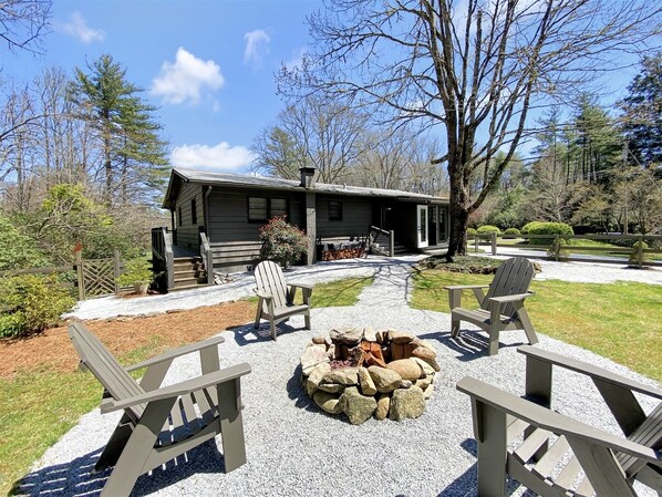 Outdoor Firepit
