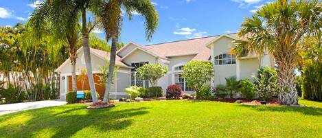 Vacanza Rentals - Villa Tranquillo Front entrance