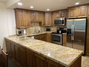 Great kitchen for meal prep