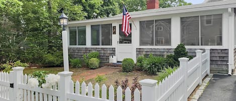 Welcome to The Sandpiper Cottage- 25 Zylpha Rd Harwich Port- Cape Cod- New England Vacation Rentals