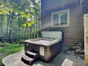 屋外スパ浴槽