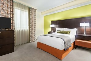 Comfortable Queen size bed!