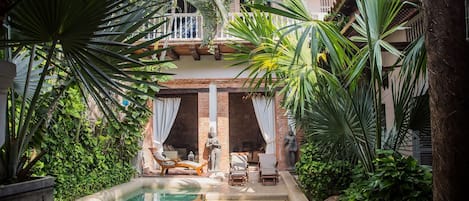 Garden,Pool view,Property building