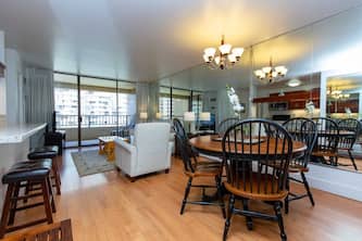 Monthly Discovery Bay 1713 Ocean/City Views 1 Bd 1Ba