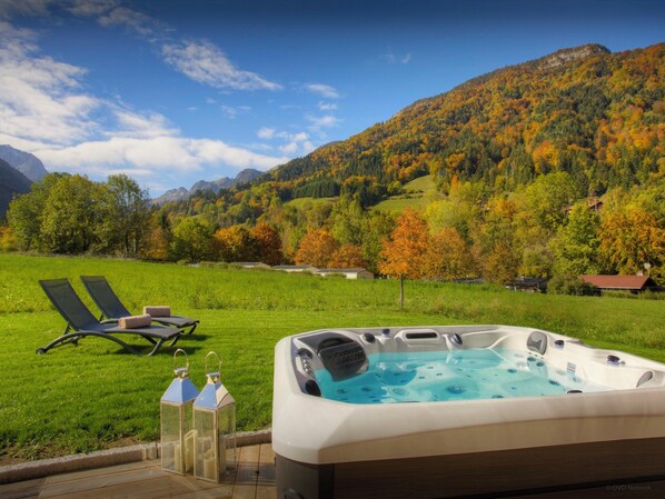 Jacuzzi