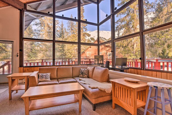 Girdwood Vacation Rental | 2BR | 1BA | 1,000 Sq Ft | Stairs Required