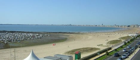 Vista a la playa o el mar