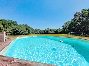 Blue, Swimming Pool, Shade, Resort, Landscaping, Eco Hotel, Water Feature, Thermae