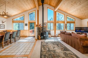 Large Living Area, Dining Room, Fireplace, Living Room & Back Deck