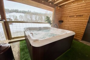 Blissful Hot Tub