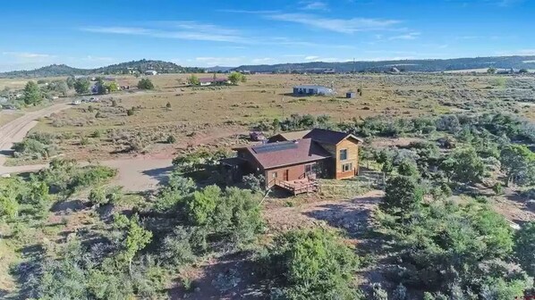 Open floor plan on 6 acres