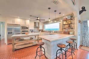 Gourmet Kitchen | Valley Views All Around