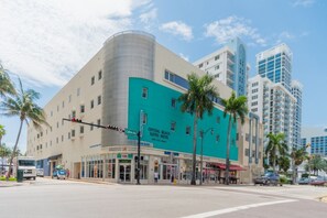 Enjoy your vacation and get adventurous in Miami!