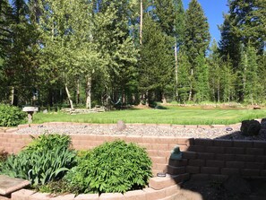 Garden on side yard. This borders the back yard and the fire pit. 