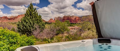 Soothing Hot Tub with Amazing Views!