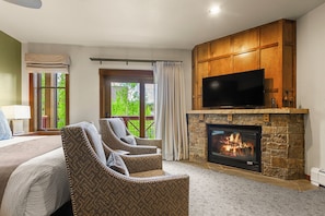 Sitting area - gas fireplace