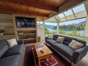 Newly renovated entertainment area 