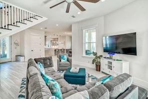 1st Floor Living Room