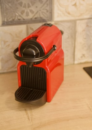 Kaffee und/oder Kaffeemaschine