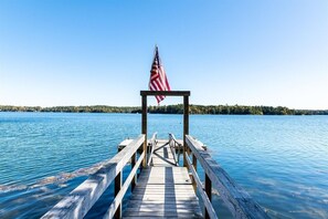 Your very own private dock! Deep water for you boat of any size and a morning 