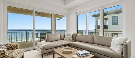 Gulf Front Penthouse Corner Condo - Mer Sea