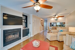 Living Room | Sleeper Sofa | Free WiFi | Central A/C & Heating | 1st Floor