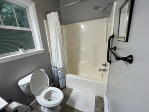 Downstairs Full bathroom
