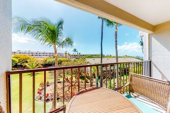 Kihei Akahi Condo w/ Free WiFi-Beaches Await