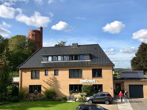 Haus Luisenhof, Pension