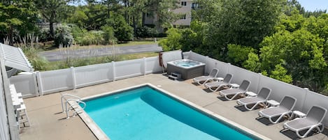 M045: Living On Beach Time | Mid Level Deck View