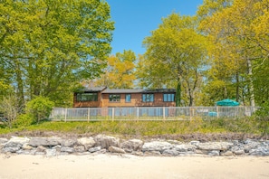 View of the house from the beach