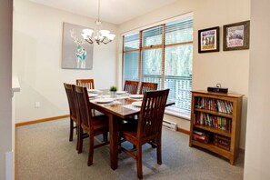 Enjoy dining with the entire family!
