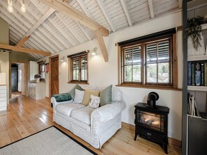 Living area | Brook Farm Annex, Ashford