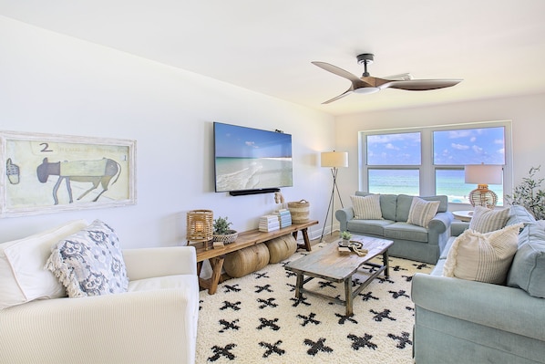 21-Emerald-Dunes-205-Living