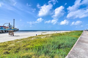 Historic Pleasure Pier | 1.6 Miles Away