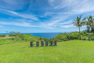 Fall Sale! Sanctuary to Launch Your Kauai Adventure- No resort or parking fees!