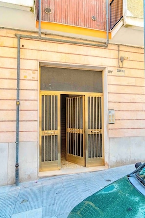 AuĂendetails