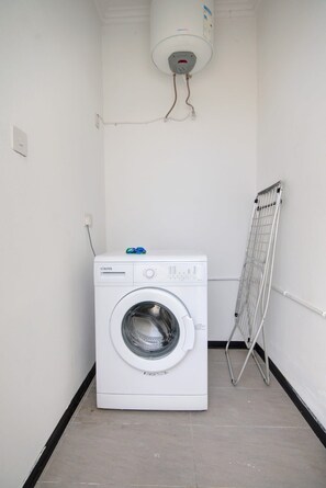 Interior: Laundry room