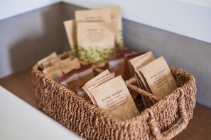 Bathroom amenities