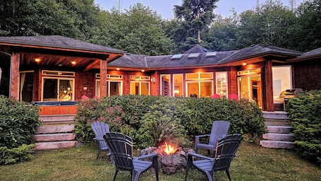 Jensen's Bay Retreat