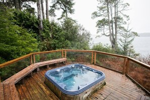 Oceanview Hottub