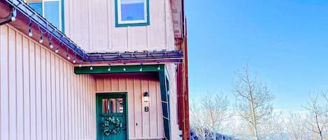 Welcome to our modern cozy mountain home at Powderhorn Resort!