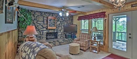 Edgemont Vacation Rental | 3BR | 2BA | 3-Story House | 1,900 Sq Ft