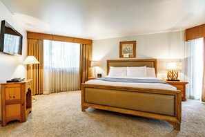 Primary Bedroom with 1 King Bed