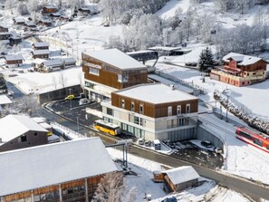Snow, Building, Property, Window, Slope, House, Urban Design, Landscape, Tree, Residential Area